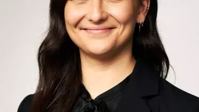 headshot