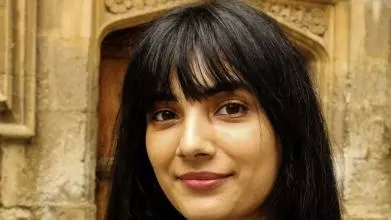 iulia cristiana vatau headshot