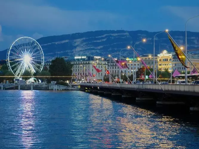 Evening time photo of the Pont du Mont-Blanc, Geneva, Switzerland.