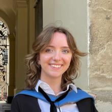 lauren fox  esrc headshot nov24