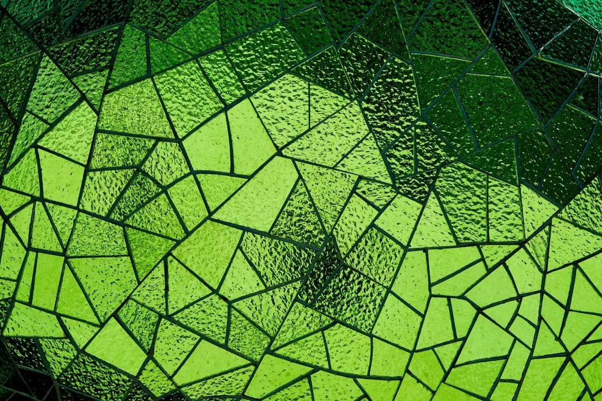 Triangular pattern in green